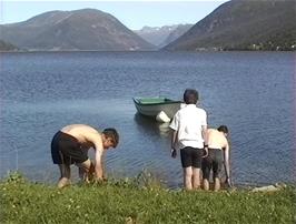 Vassenden Picnic Area at the far end of Jølstravatnet, 26.7 miles from Byrkjelo